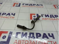 Датчик положения коленвала Kia Rio 391802B100