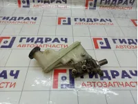 Цилиндр тормозной главный Kia Rio 585104L100