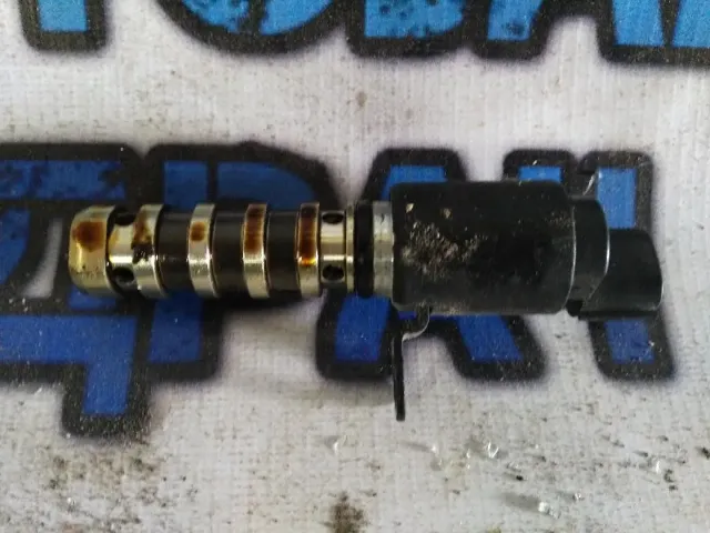 Клапан электромагн. изменения фаз ГРМ 243552B600 Kia Rio 2013