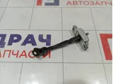Ограничитель двери передней левой Kia Rio 793804Y000