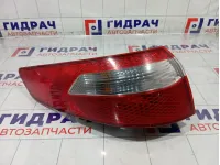 Фонарь задний наружный левый Kia Rio 924014X000