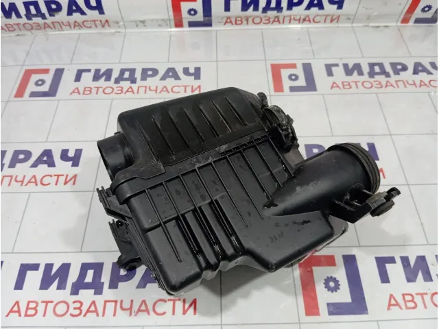 Корпус воздушного фильтра Kia Rio 281101R100
