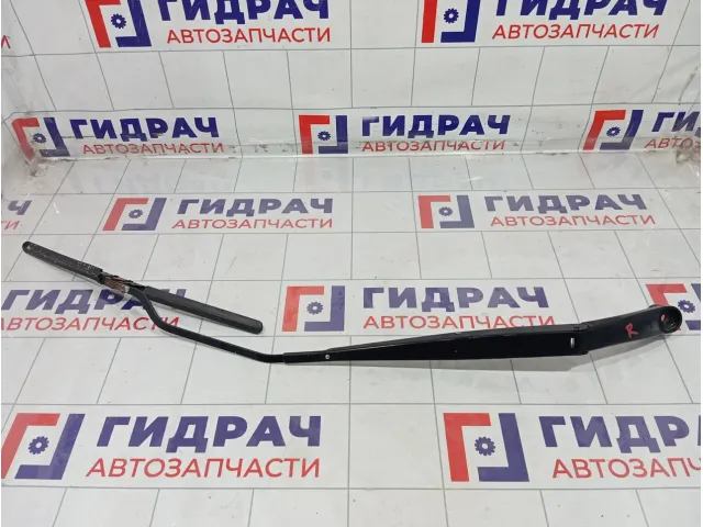 Поводок стеклоочистителя (Поводок дворника) передний правый Kia Rio 983201R000