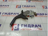 Рычаг, педаль стояночного тормоза Kia Rio 597104Y000