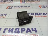 Дефлектор воздушный центральный правый Kia Rio