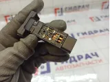Кнопка обогрева стекла переднего Kia Rio 937404Y100