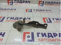 Петля капота левая Kia Rio 791104Y000