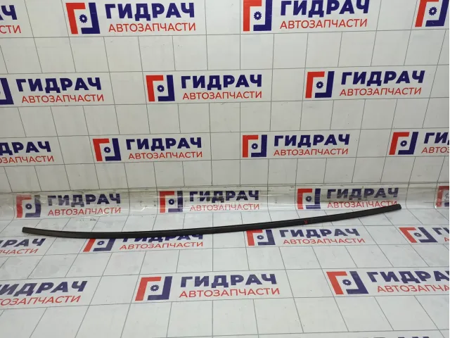 Молдинг крыши правый Kia Rio 872414Y000