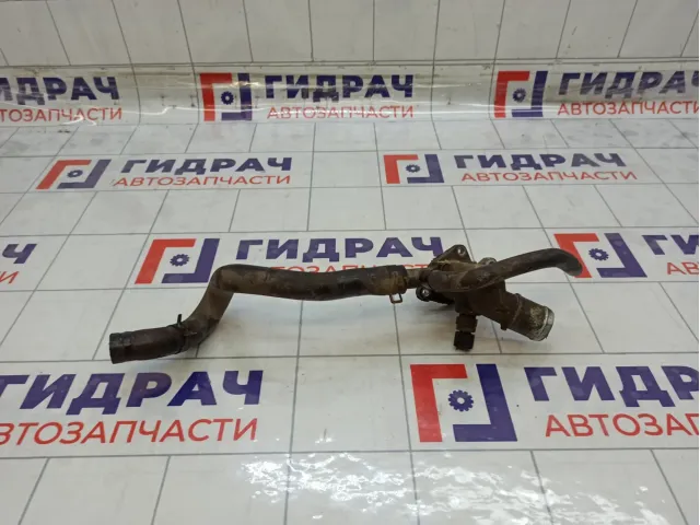 Фланец системы охлаждения Kia Rio 256002B003