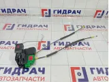 Замок двери передней правой Kia Rio 813204Y010