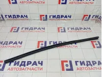 Уплотнитель стекла переднего правого Kia Rio 822414X000