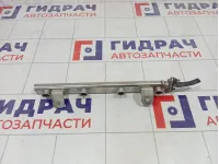 Топливная рампа (топливная рейка) Kia Rio 353402B010