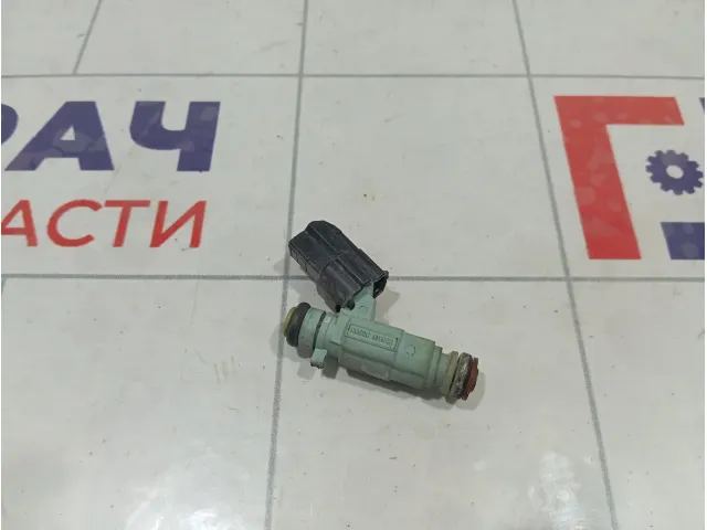 Форсунка инжекторная Kia Rio 3531026600