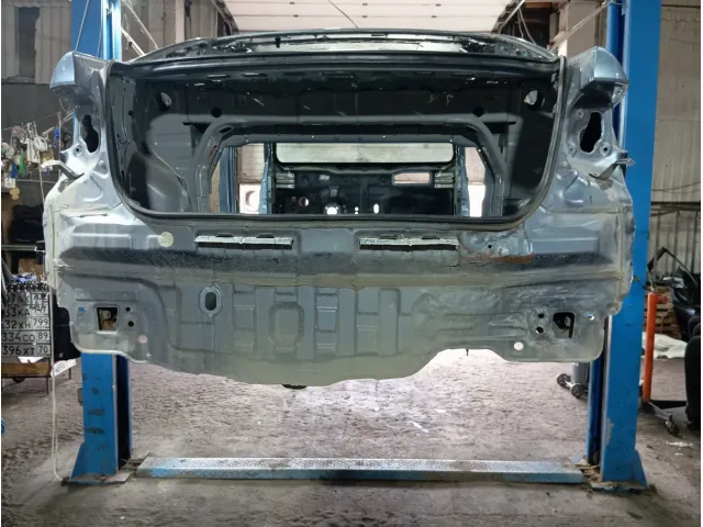 Панель задняя Kia Rio