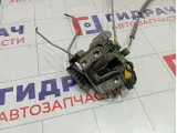 Замок двери передней левой Kia Rio 813104Y010