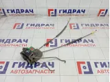Замок двери передней левой Kia Rio 813104Y010