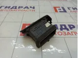 Дефлектор воздушный левый Kia Rio 974604X100WK