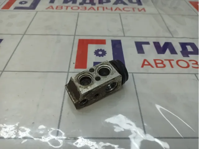 Клапан кондиционера Kia Rio 976264L000