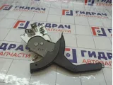 Рычаг, педаль стояночного тормоза Kia Rio 597104Y100