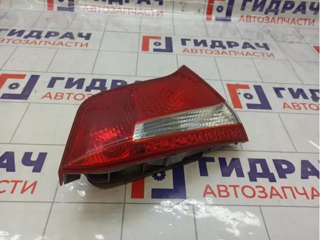 Фонарь задний внутренний левый Kia Rio 924034X000