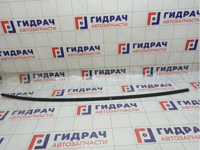 Молдинг крыши правый Kia Rio 872414Y000