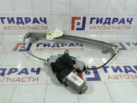 Стеклоподъемник задний правый Kia Rio 3 834021R110
