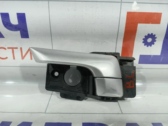 Ручка двери внутренняя задней левой Kia Rio 3 836104Y000ASQ