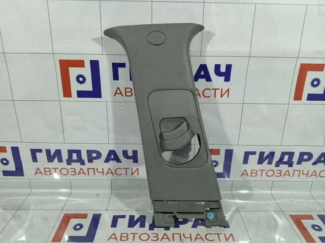 Накладка стойки средней левой верхняя Kia Rio 3 858304Y1008M