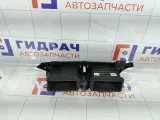 Дефлектор центральный Kia Rio 3 974104X000WK