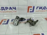Петли двери передняя правая Kia Rio 3 793200U000