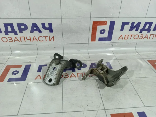 Петли двери передняя правая Kia Rio 3 793200U000