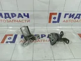 Петли двери передняя правая Kia Rio 3 793200U000