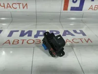Кнопка стеклоподъемника Kia Rio 3 935804Y000