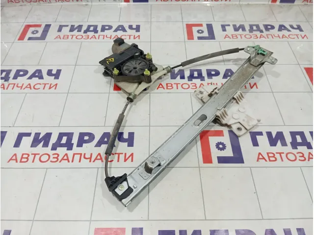 Стеклоподъемник электрический передний левый Kia Rio 4 82401H0020