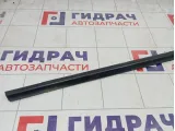 Накладка стекла заднего правого Kia Rio 4 83220H0000