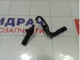 Датчик положения коленвала Kia Rio 4 391802B100