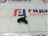 Датчик положения распредвала Kia Rio 4 393502B030