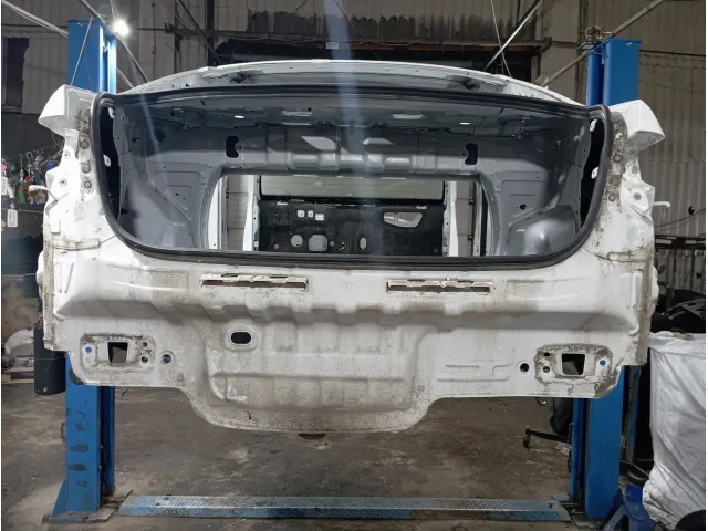 Панель задняя Kia Rio