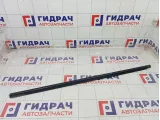 Накладка стекла переднего левого Kia Rio 82210H0000