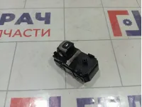 Кнопка стеклоподъемника переднего правого Kia Rio 93581H0100CA