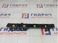Кронштейн бампера задний правый Kia Rio 86616H0000