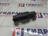 Накладка консоли (прикуриватель) Kia Rio 84621H0000WK