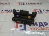 Накладка консоли (прикуриватель) Kia Rio 84621H0000WK
