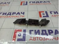 Кронштейн бампера переднего левый Kia Rio 86515H0000