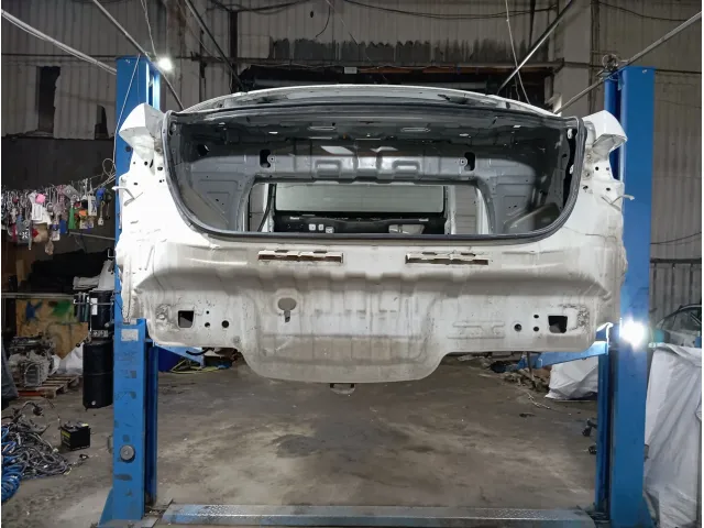 Панель задняя Kia Rio