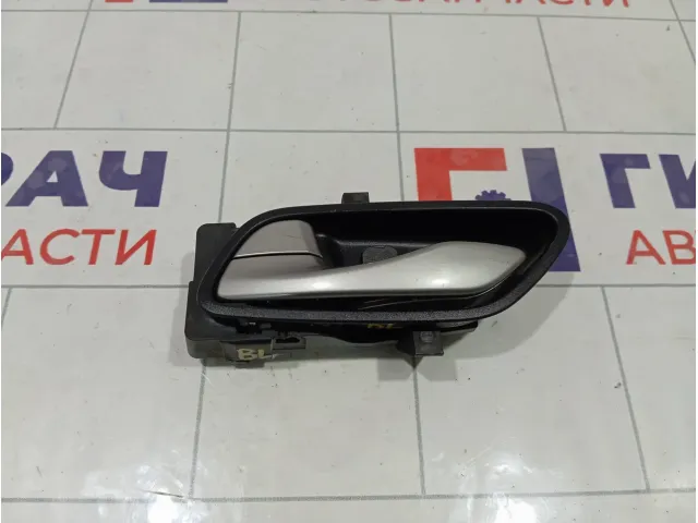 Ручка двери внутренняя задняя левая Kia Rio 83610H0020SAQ