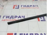 Накладка стекла заднего правого Kia Rio 83220H0000