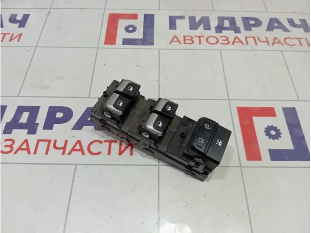 Блок управления стеклоподъемниками Kia Rio 93571H0100CA