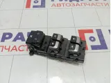 Блок управления стеклоподъемниками Kia Rio 93571H0100CA