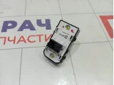 Кнопка стеклоподъемника Kia Rio 93581H0100CA
